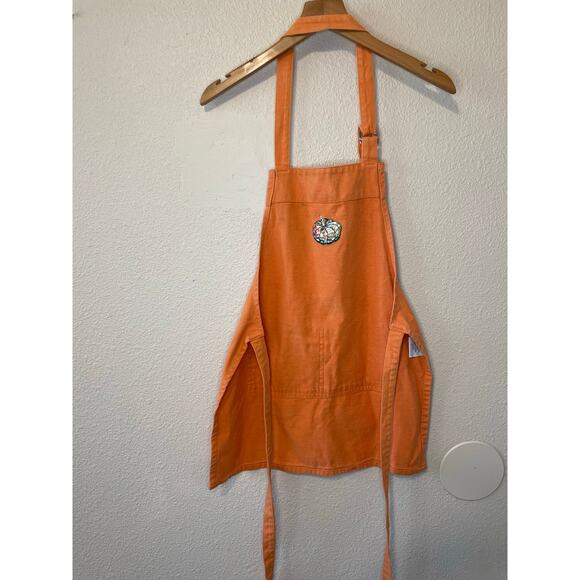 Williams Sonoma Children’s Fall Pumpkin Embroidered Orange Apron - Picture 6 of 10
